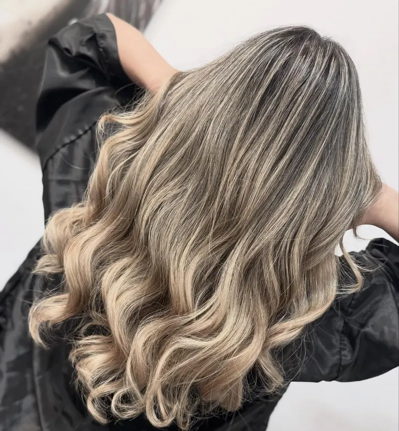 Bronde balayage, by Maha